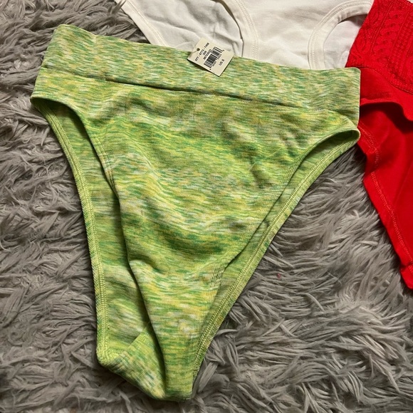 Aerie 3 piece underwear - Picture 4 of 10